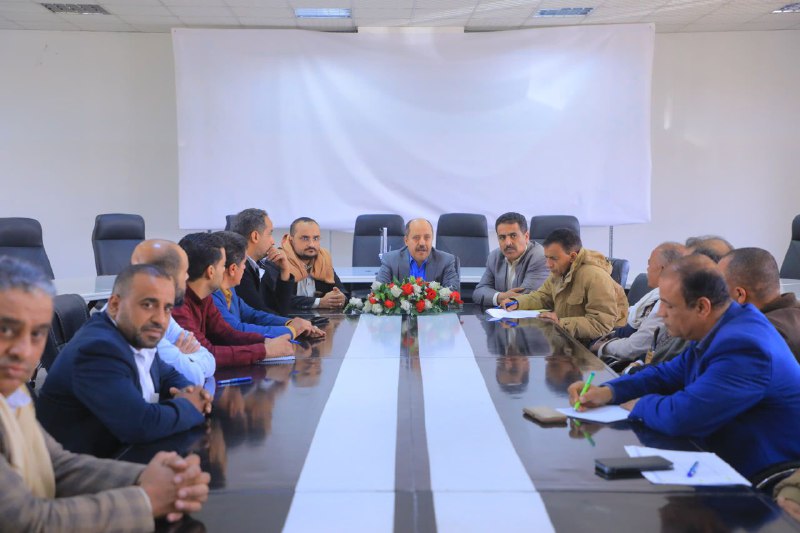 مناقشة خطوات توطين صناعة العصائر والصلصة