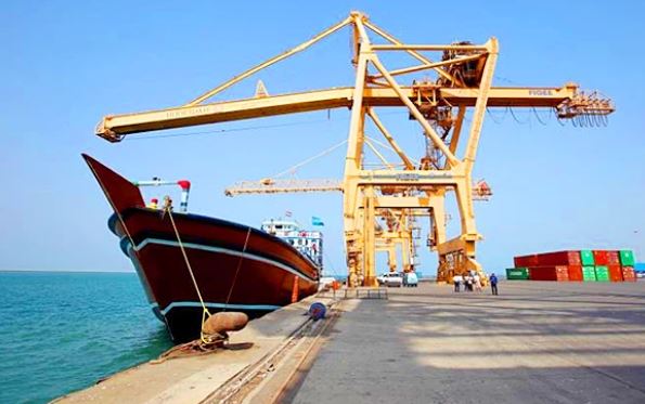 صنعاء : النشاط التجاري لميناء الحديدة سيشهد تطوراً  
