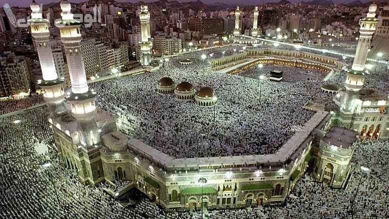 السعودية تحاصر صلاة التراويح والبث المباشر في المساجد