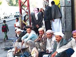 عمال اليومية في اليمن أمام مهمة صعبة لدرء الجوع