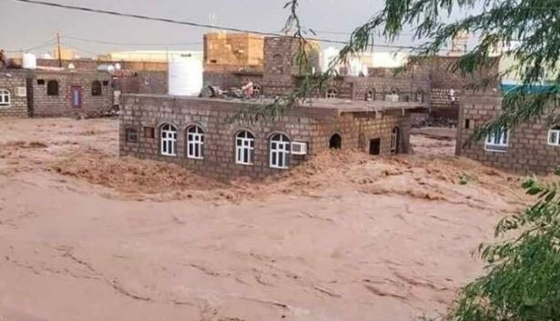 توقعات أممية بتأثر نحو مليوني نازح في اليمن بالأمطار الغزيرة خلال الأسابيع القادمة
