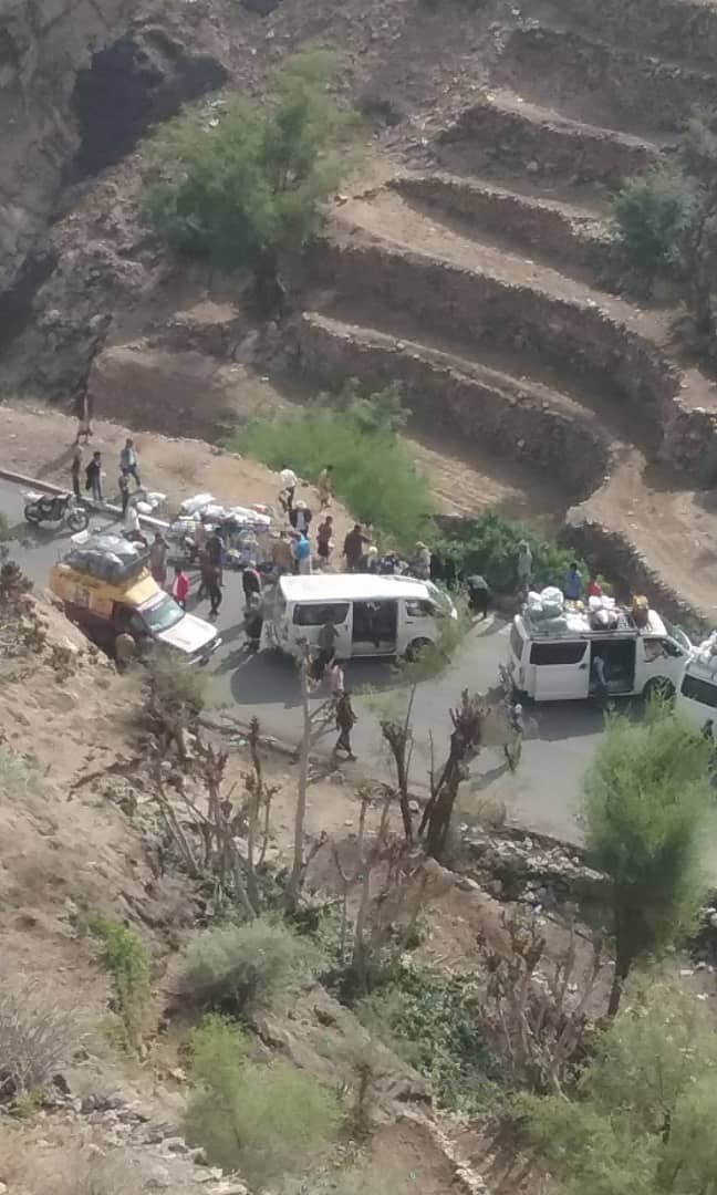 وفاة 3 اشخاص واصابة اخرين بسقوط حافلة في هيجه العبد