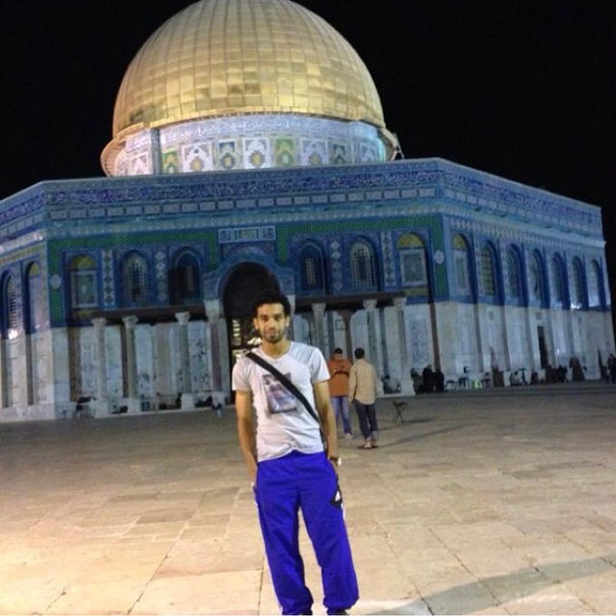 محمد صلاح يخرج عن صمته ويغرد من أجل القدس!