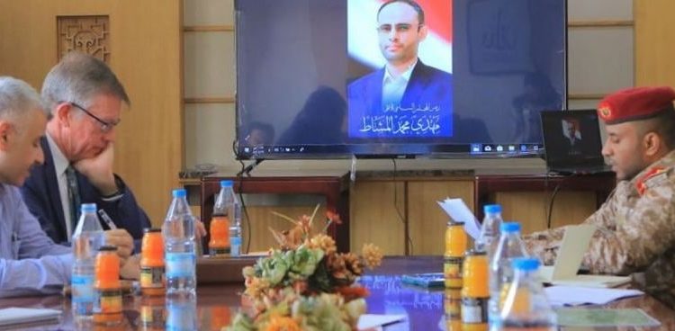 صنعاء ترفض شروط سعودية لصرف المرتبات
