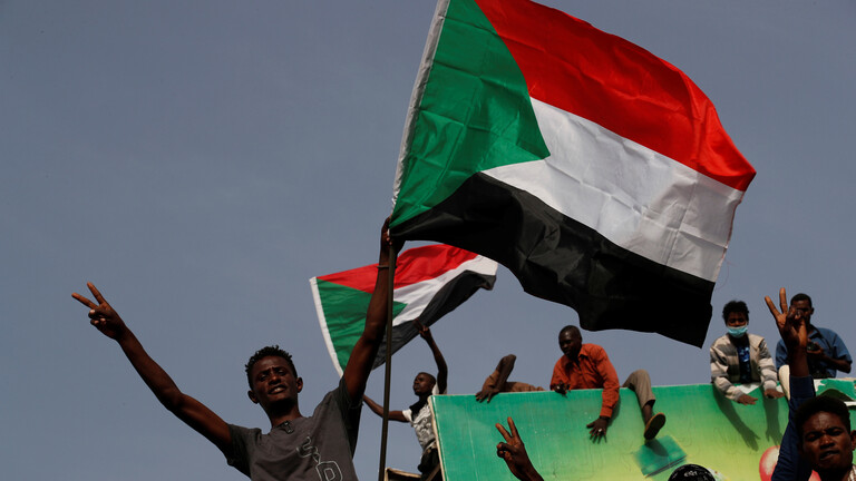 واشنطن والنقد الدولي يدعوان إلى تخفيف ديون السودان