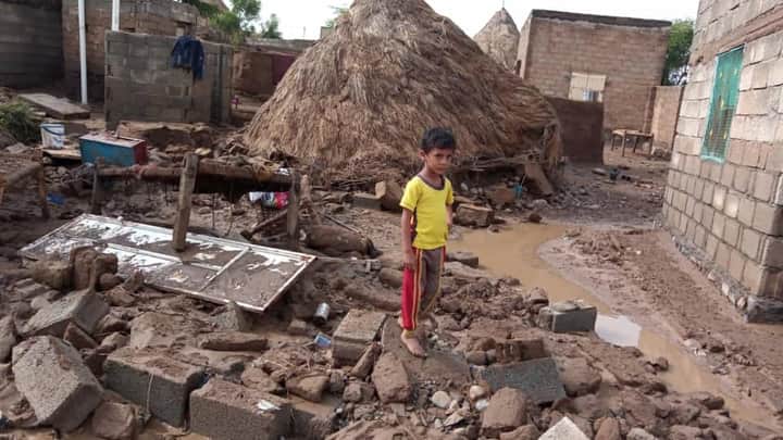 تقرير: تضرر 6855 أسرة يمنية جراء السيول