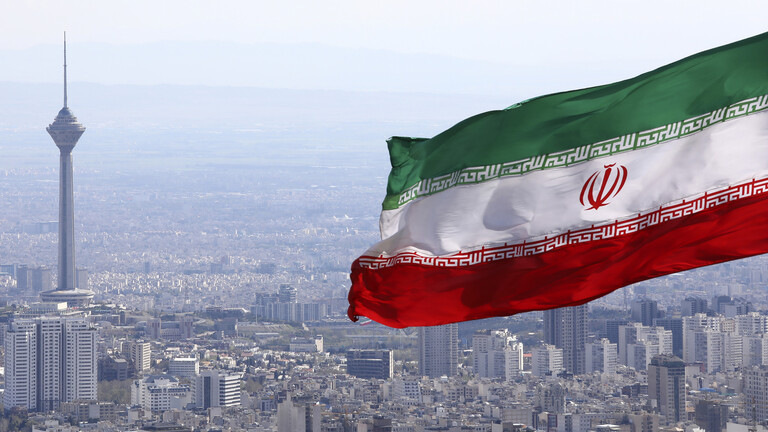 إيران تقدم نصيحة للسياسيين السعوديين