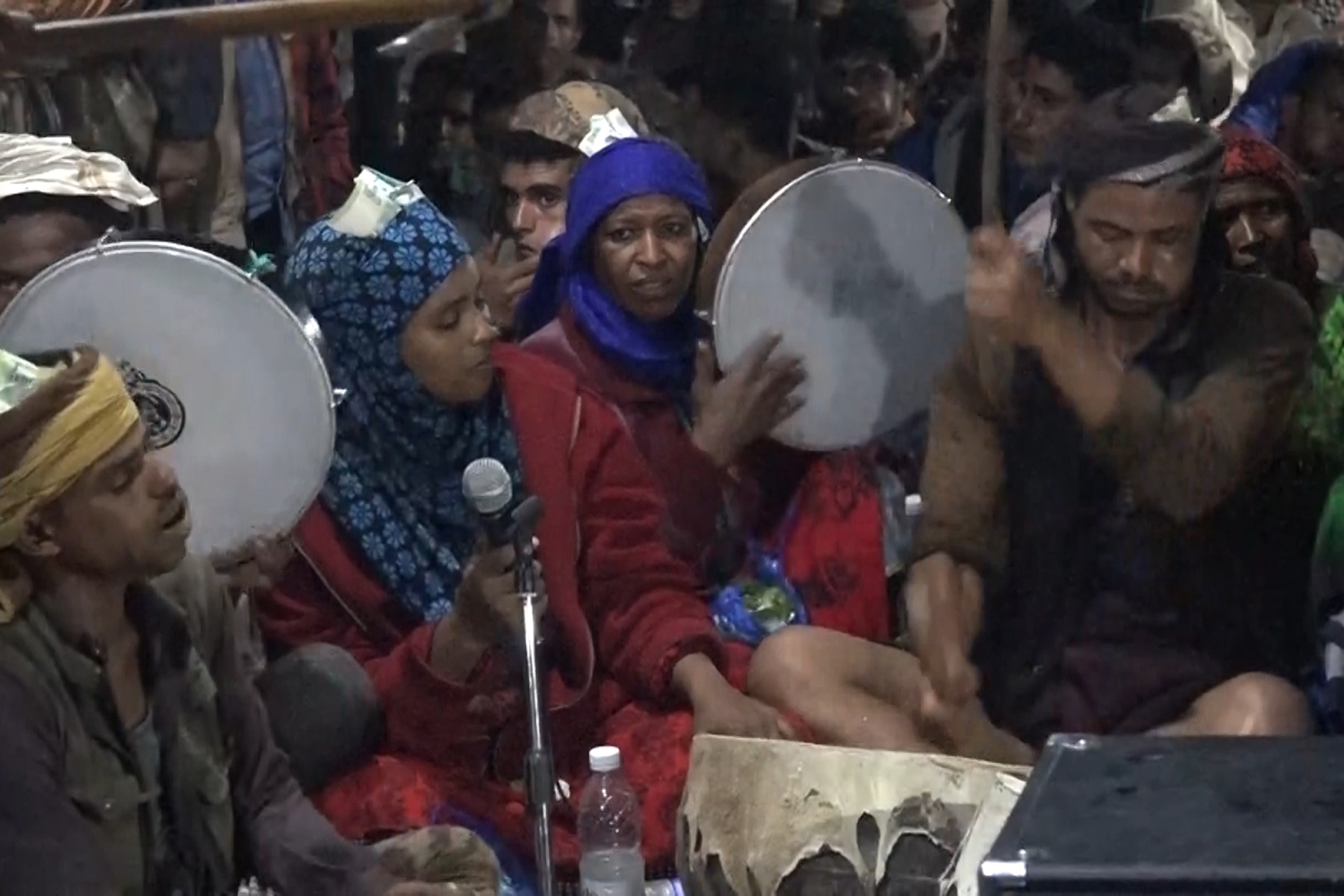كيف يعيش مجتمع الريف اليمني طقوس أيام عيد الفطر