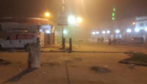 عاصفة رملية تحجب الرؤية في عدن