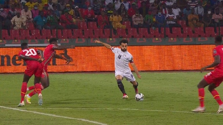 صلاح يقود مصر لتحقيق أول انتصاراتها في كأس إفريقيا