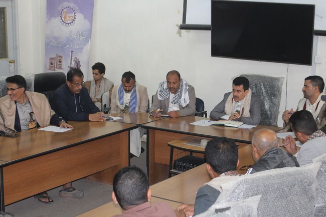 اجتماع يناقش خطط تطوير الإنتاج في مصنع اسمنت عمران