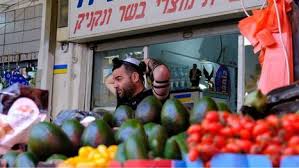 تركيا والأردن الأكثر تصديرا.. إسرائيل تكشف الدول التي تواصل تزوديها بالخضار والفواكه