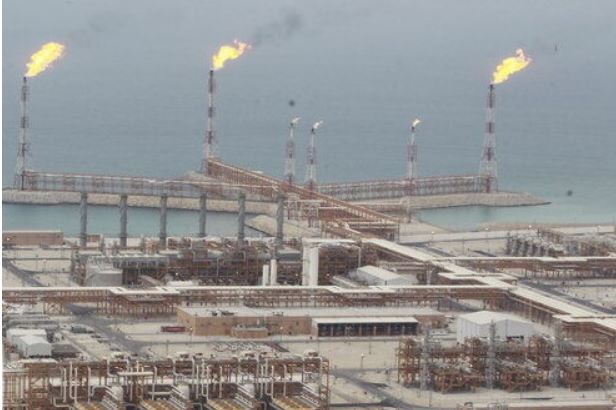 واشنطن: إيران تمتلك ثاني أكبر احتياطيات الغاز وثالث احتياطيات النفط في العالم