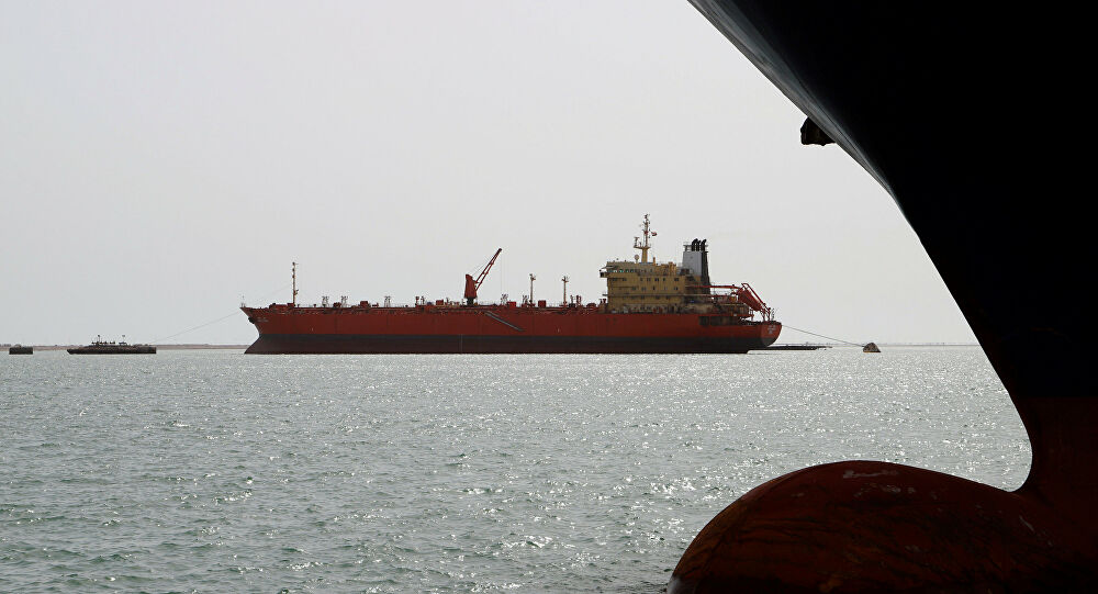 شركة النفط تعلن وصول 4 سفن نفطية الى الحديدة