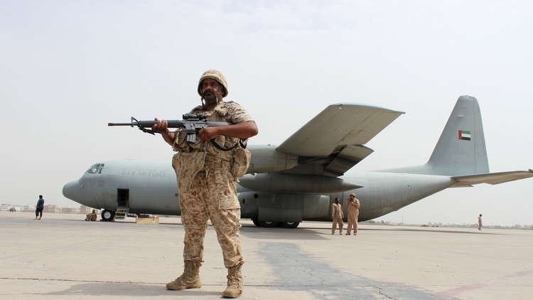 موقع استخباراتي يكشف عن مطار عسكري إماراتي في سقطرى