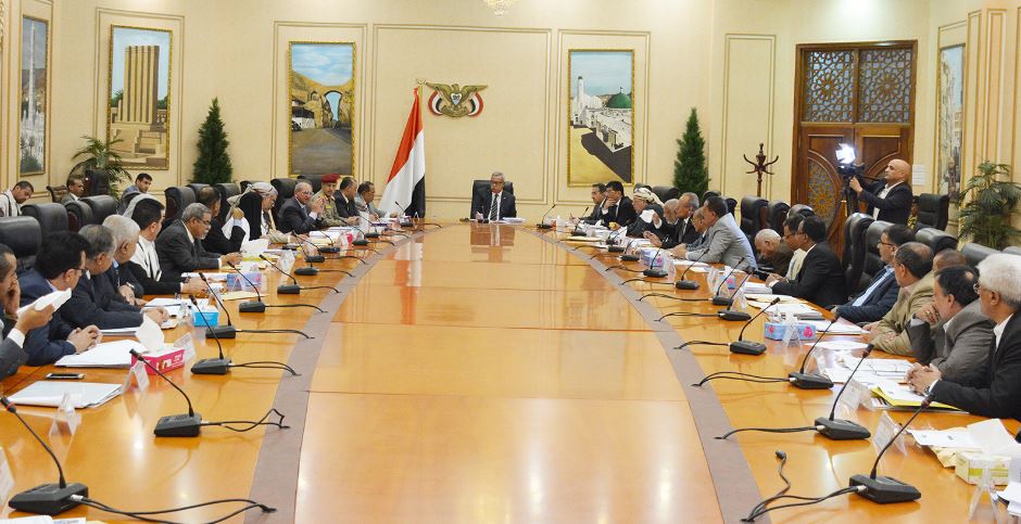 صنعاء تقر تعديل قوانين الضرائب والجمارك